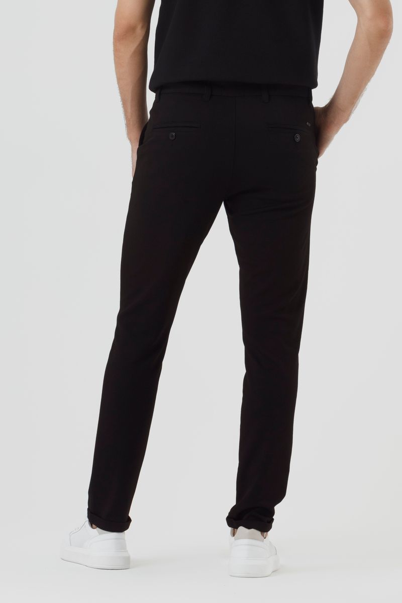 010129082-preto6500
